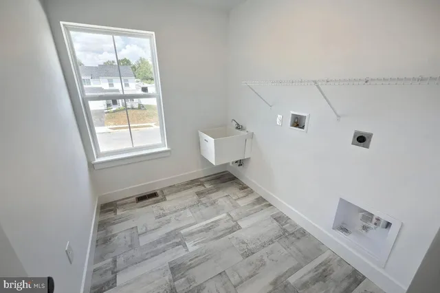 $482,990 | 391 Santa Anita Drive, Dillsburg, PA 17019