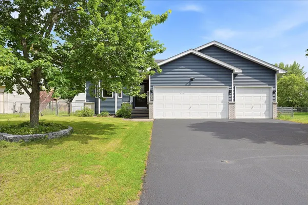 $325,000 | 308 Elm Street Southwest, Isanti, MN 55040