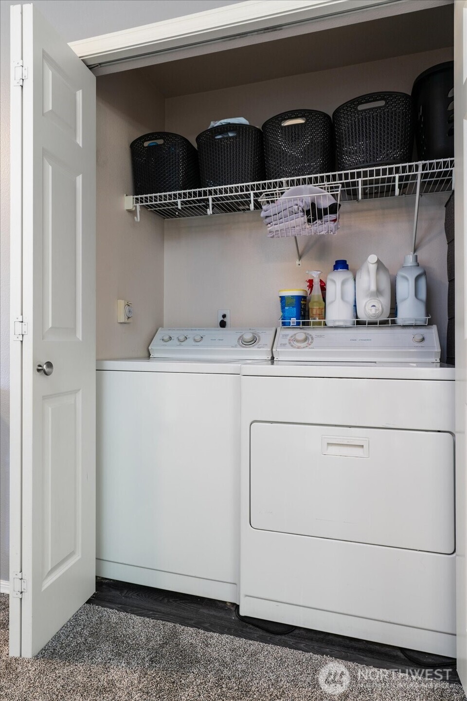 723 114th Street Southwest, Unit Y203 Everett, WA 98204 - Photo 27 of 35 a close view of white cabinets