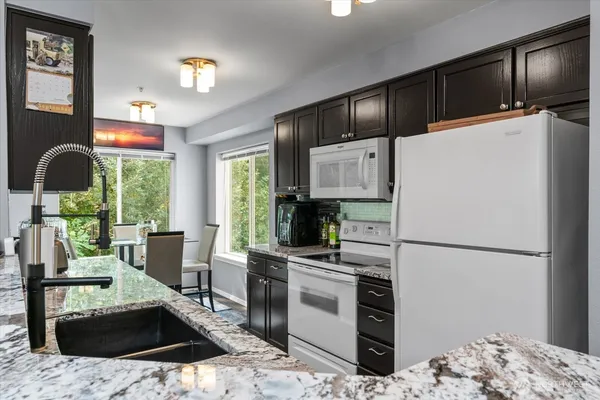 $469,999 | 723 114th Street Southwest, Unit Y203, Everett, WA 98204