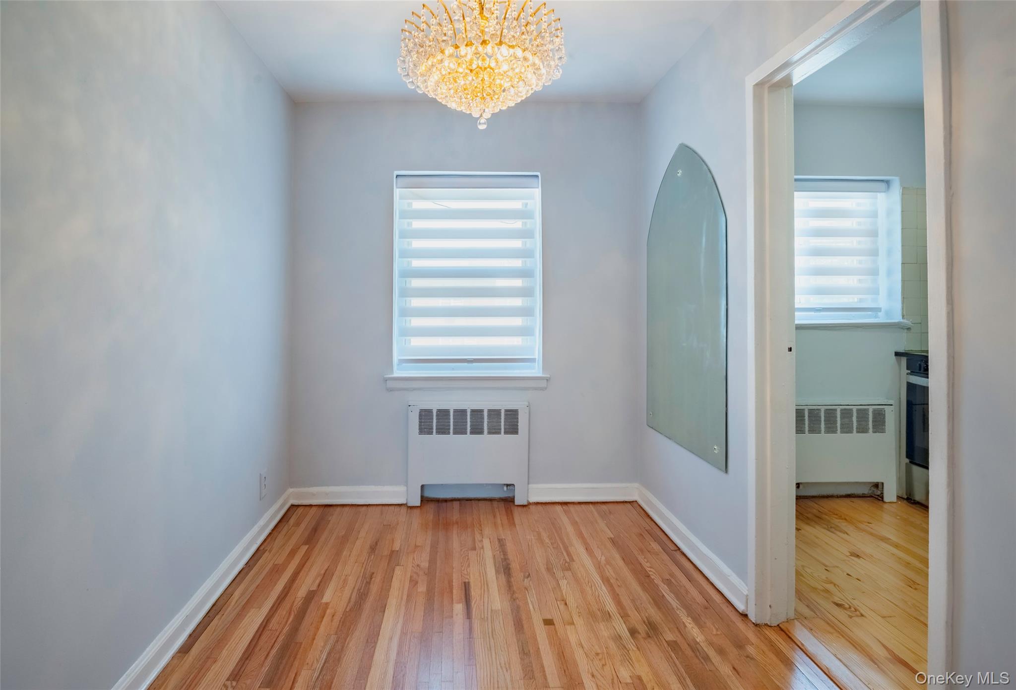 221 Middle Neck Road, Unit G5 Great Neck, NY 11021 - Photo 13 of 32 Gallery Image 13