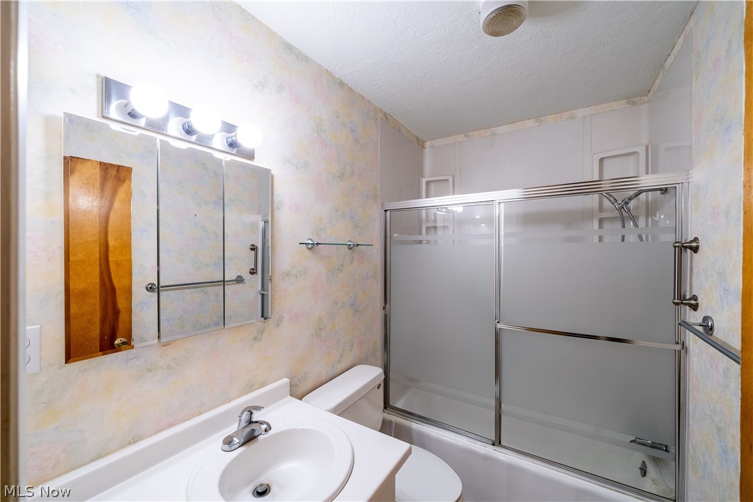 1039 Irish Road Kent, OH 44240 - Photo 19 of 34