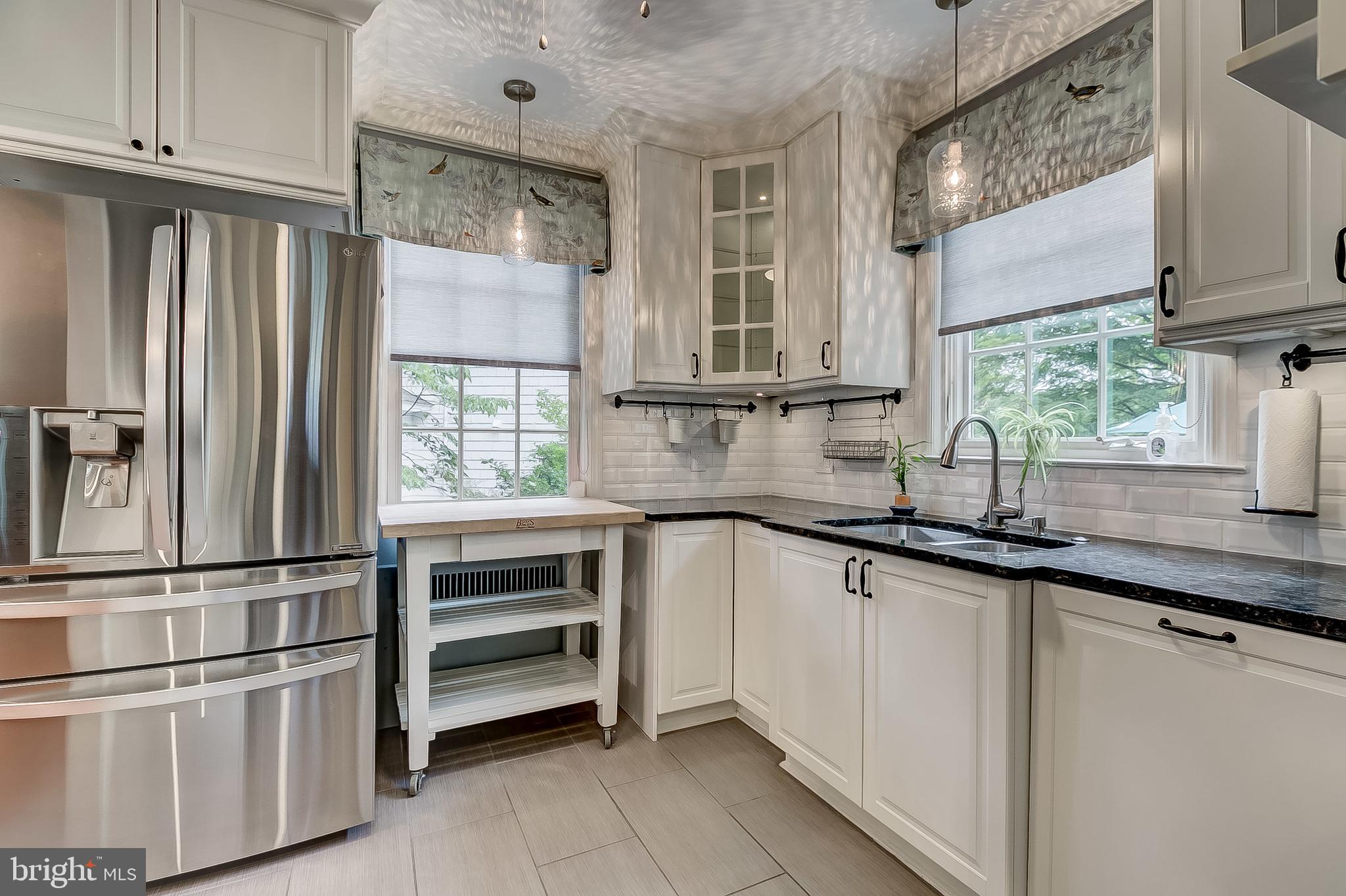 5709 Ridgedale Road Baltimore, MD 21209 - Photo 11 of 41