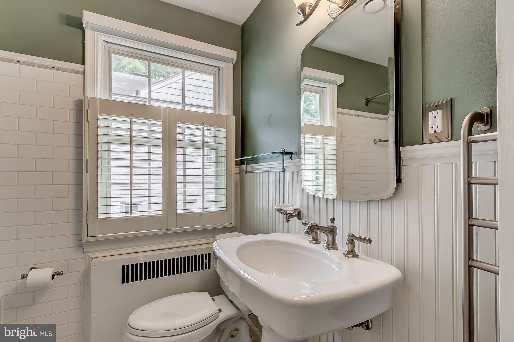 5709 Ridgedale Road Baltimore, MD 21209 - Photo 16 of 41