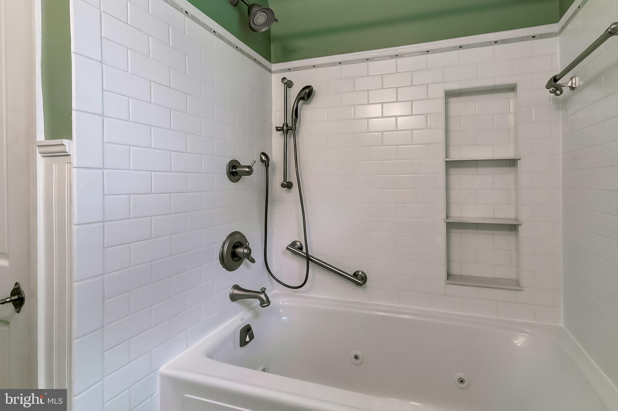 5709 Ridgedale Road Baltimore, MD 21209 - Photo 18 of 41