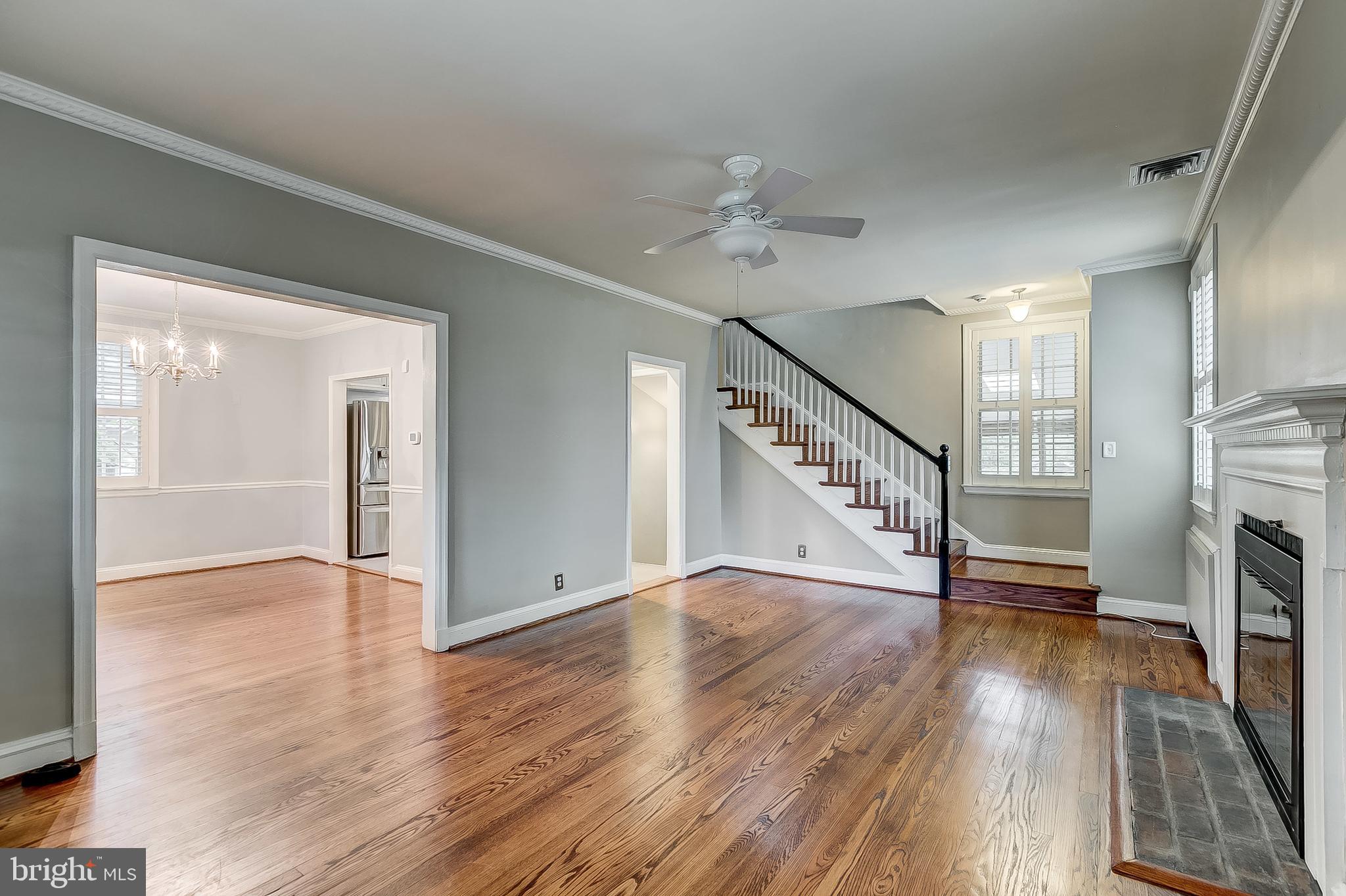 5709 Ridgedale Road Baltimore, MD 21209 - Photo 4 of 41
