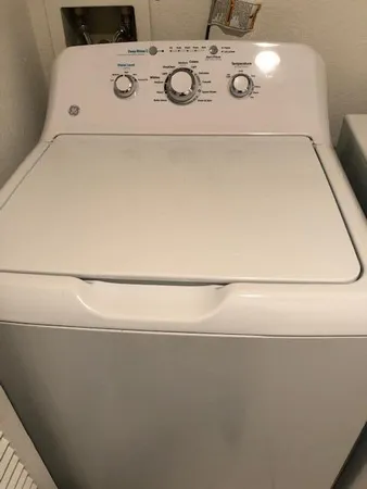 a close view of sink