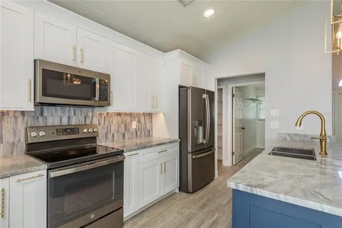 $499,900 | 161 Lake Shore Drive West, Palm Harbor, FL 34684