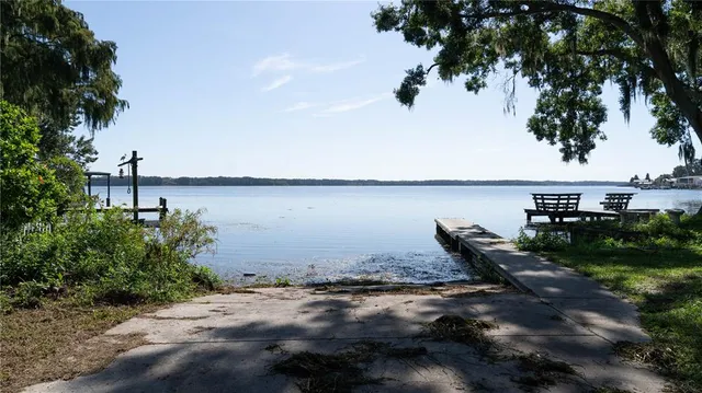 $499,900 | 161 Lake Shore Drive West, Palm Harbor, FL 34684