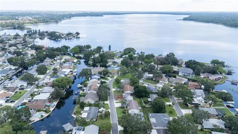 $499,900 | 161 Lake Shore Drive West, Palm Harbor, FL 34684