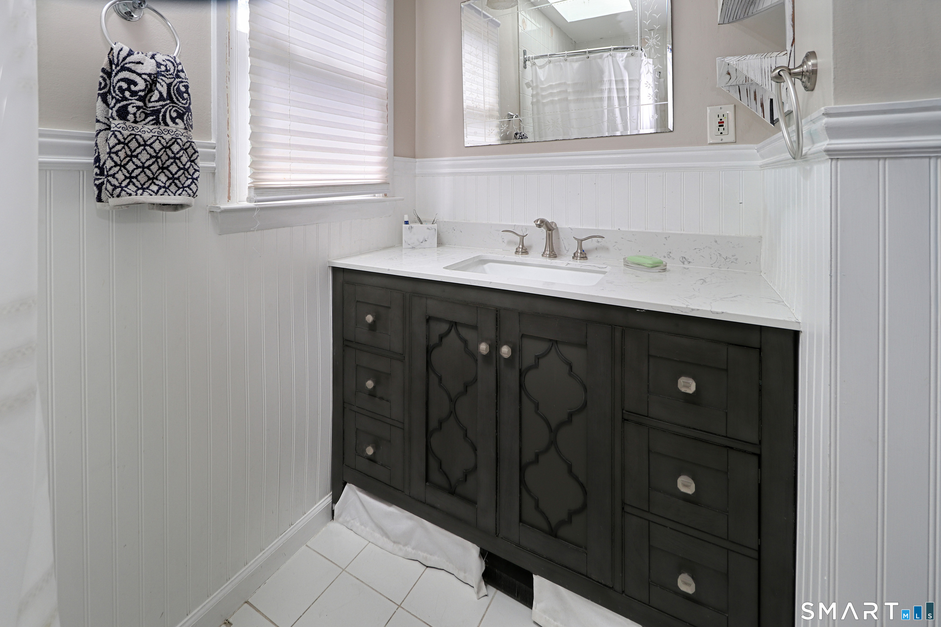 163 Windsor Road Fairfield, CT 06824 - Photo 12 of 31