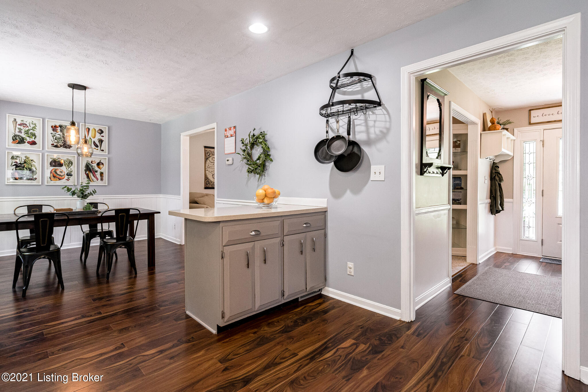 8913 La Costa Road Louisville, KY 40299 - Photo 15 of 51 14