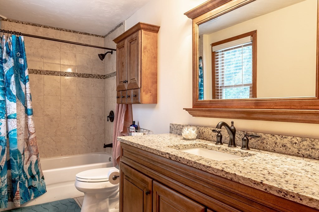 291 Hudson Road Bolton, MA 01740 - Photo 18 of 30 Gallery Image 18