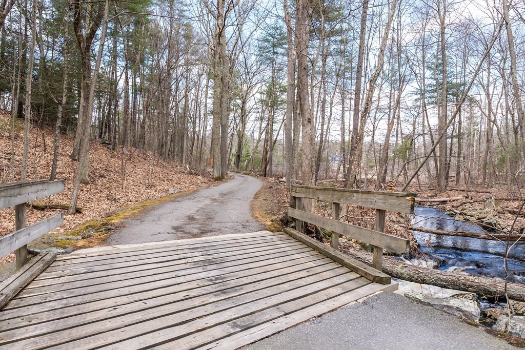 291 Hudson Road Bolton, MA 01740 - Photo 24 of 30 Gallery Image 24