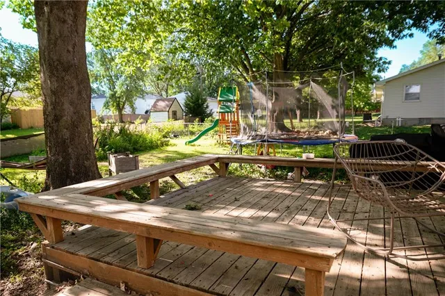 $215,000 | 1129 Fairlawn Avenue, Marshall, MO 65340