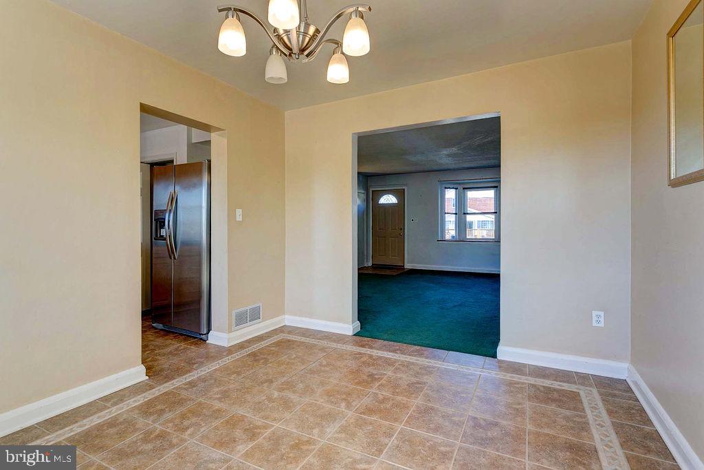 1909 Quentin Road Baltimore, MD 21222 - Photo 12 of 41
