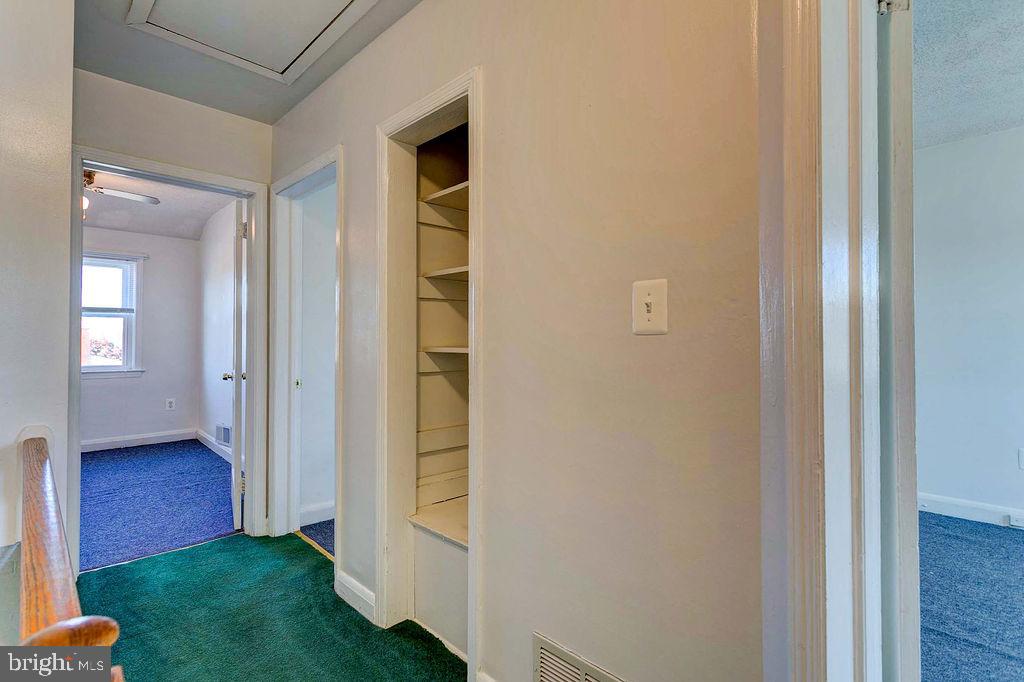 1909 Quentin Road Baltimore, MD 21222 - Photo 17 of 41