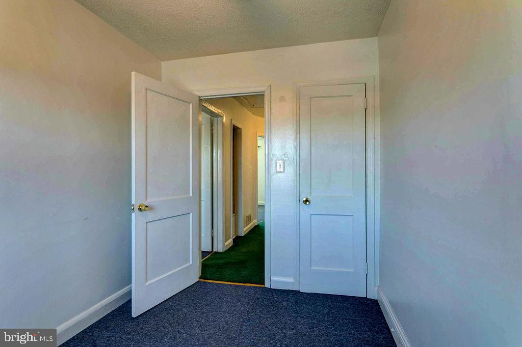 1909 Quentin Road Baltimore, MD 21222 - Photo 27 of 41