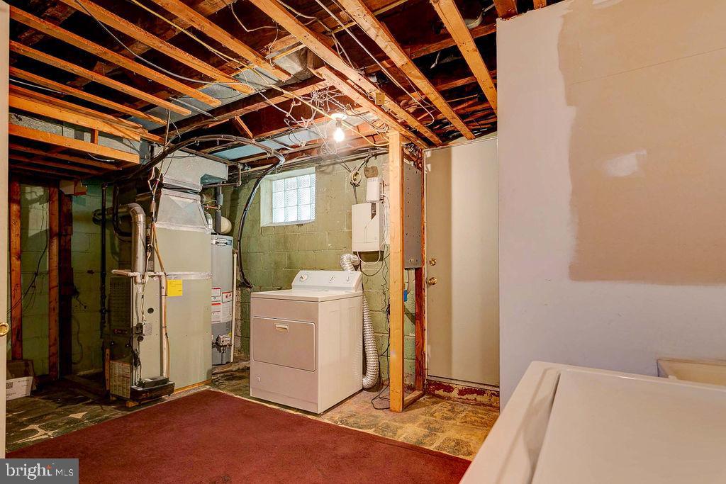 1909 Quentin Road Baltimore, MD 21222 - Photo 33 of 41