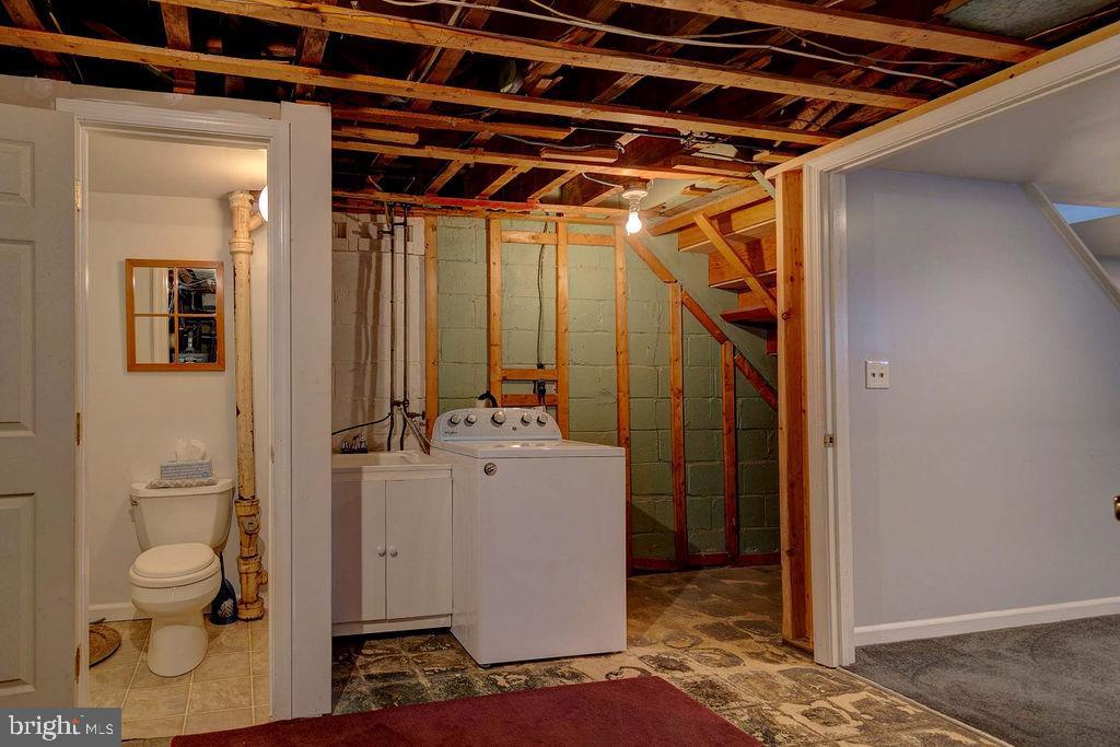 1909 Quentin Road Baltimore, MD 21222 - Photo 34 of 41