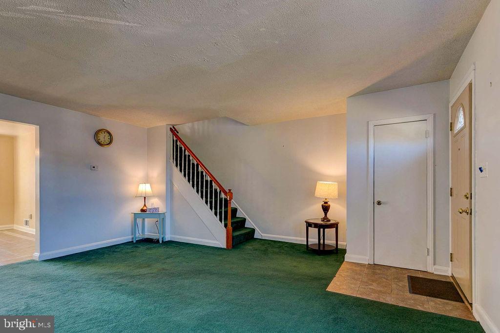 1909 Quentin Road Baltimore, MD 21222 - Photo 8 of 41