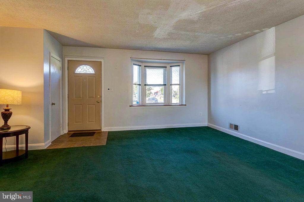 1909 Quentin Road Baltimore, MD 21222 - Photo 10 of 41