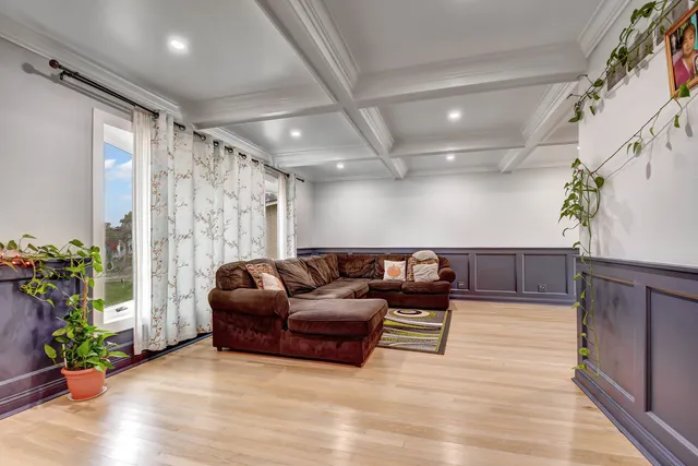 $389,873 | 15251 Colina Avenue, Oak Forest, IL 60452