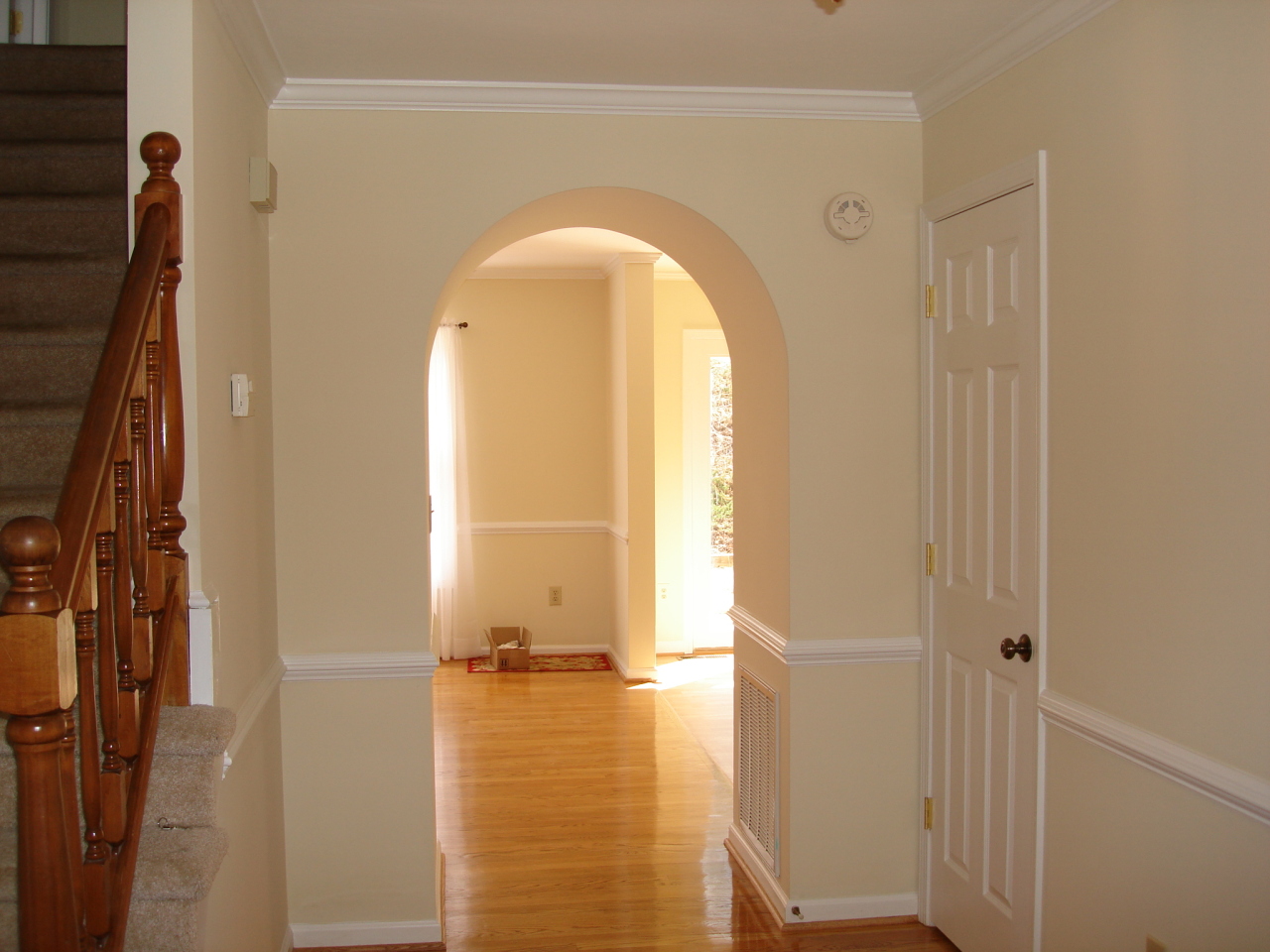 1738 Millbridge Road Salem, VA 24153 - Photo 8 of 20 Foyer into kitchen/great room