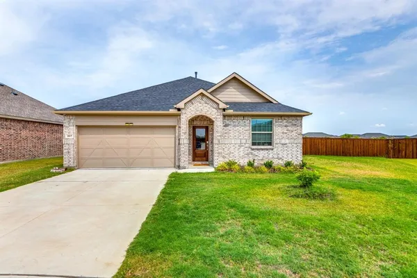 $2,450 | 3917 Harper Street, Little Elm, TX 75068