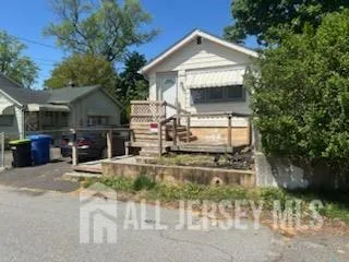 $325,000 | 239 Alpine Way, Old Bridge, NJ 08879
