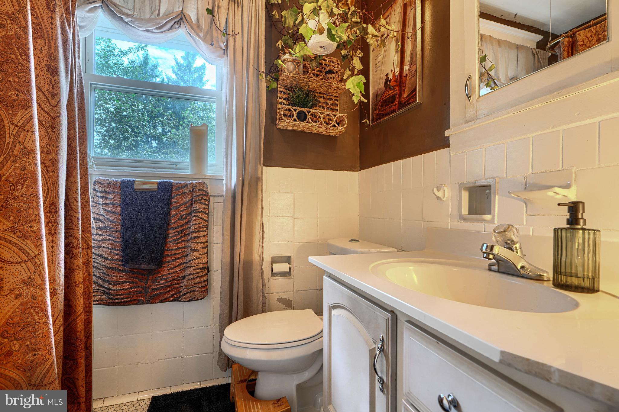 4606 Cedar Garden Road Baltimore, MD 21229 - Photo 39 of 46