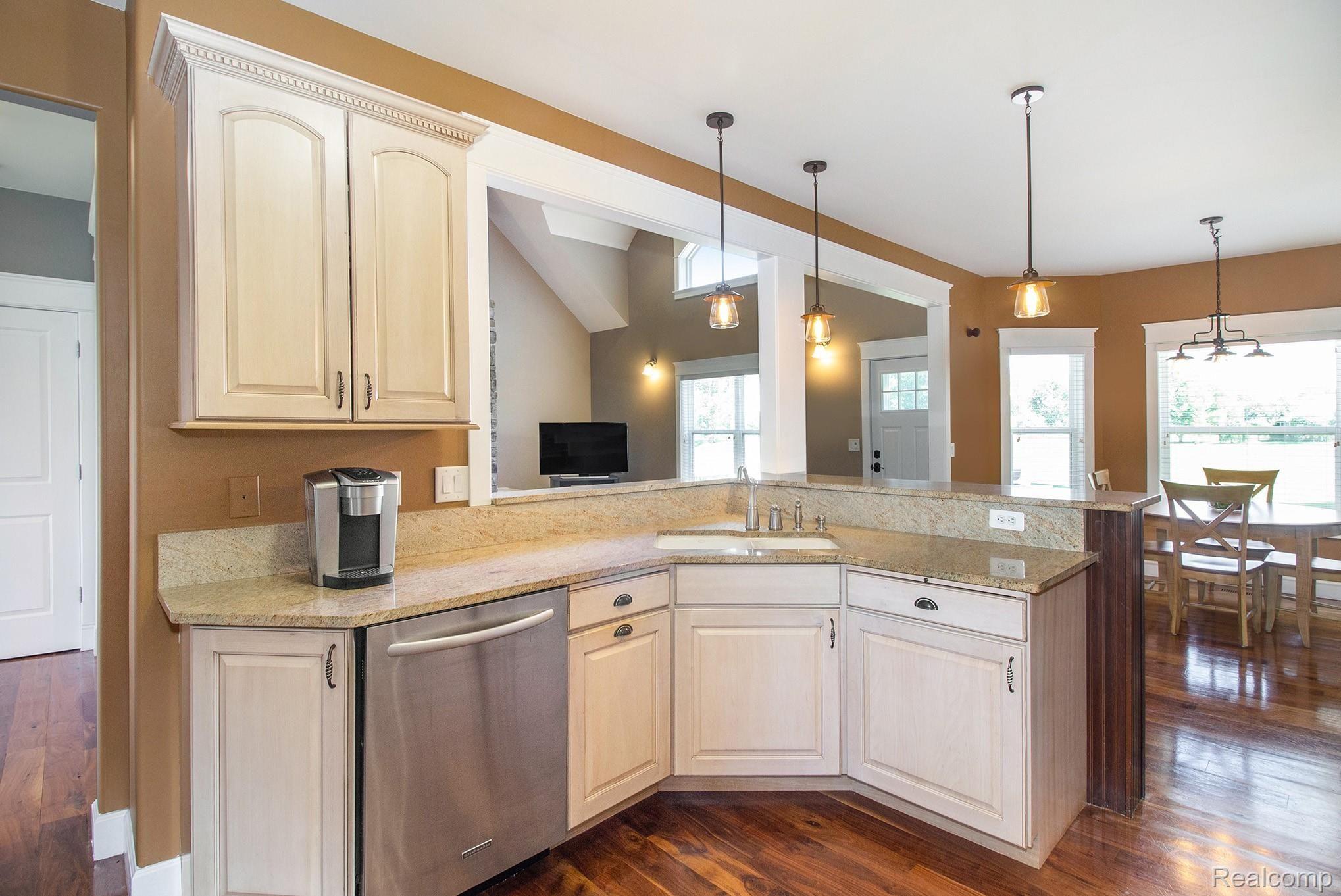 3203 Outback Trail Pinckney, MI 48169 - Photo 5 of 28 11.jpg