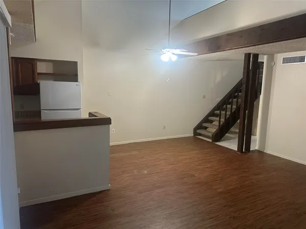 $1,395 | 6907 Woodhue Drive, Unit A, Austin, TX 78745