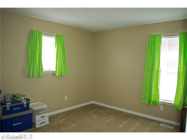 5754 Davis Road Walkertown, NC 27051 - Photo 13 of 16 3rd Bedroom.