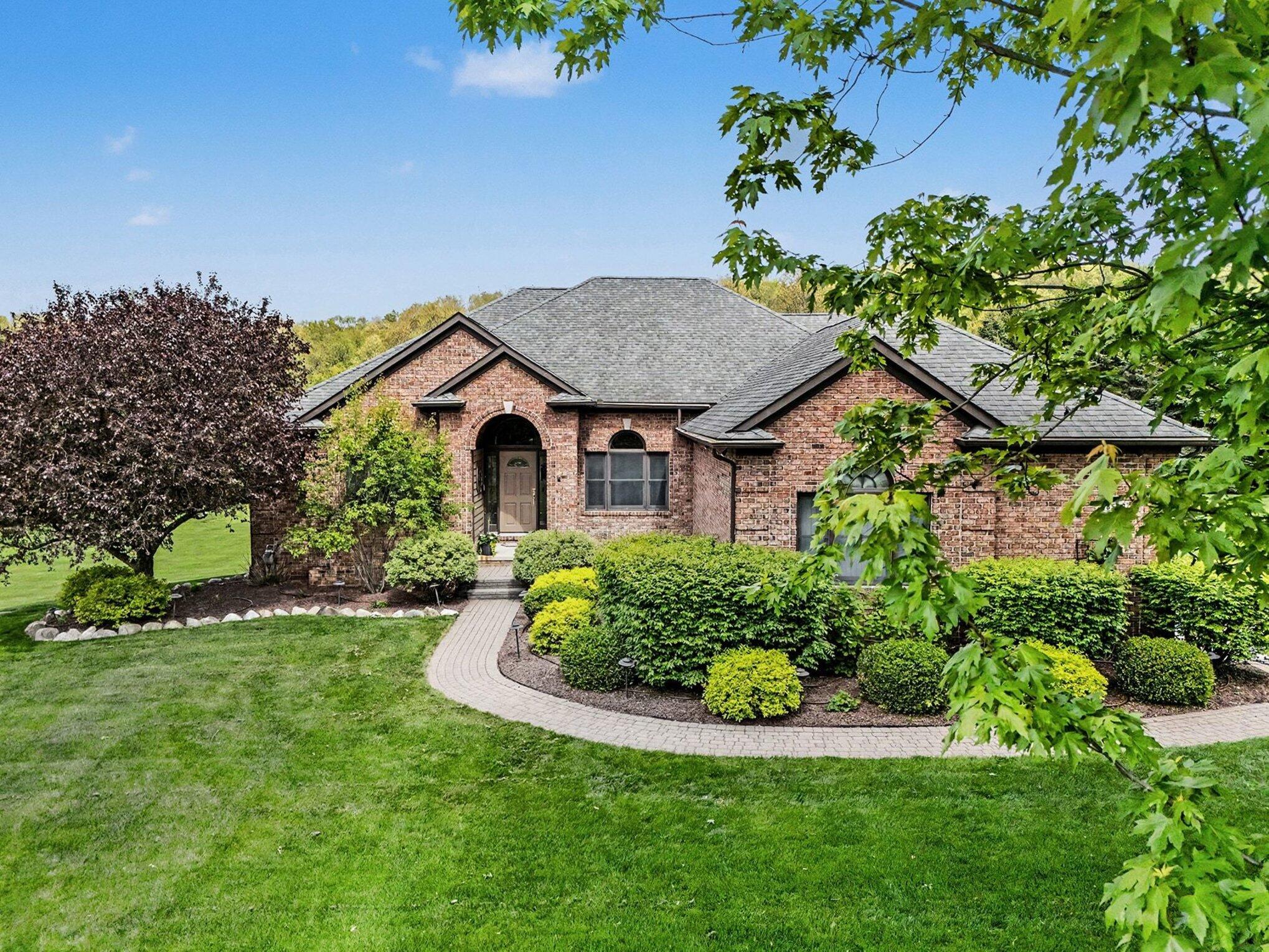 8588 Webster Hills Road Dexter, MI 48130 - Photo 42 of 42 048_file_3612