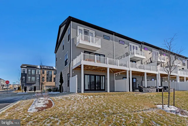 $650,000 | 603 Glenn Lk Drive, Bowie, MD 20716