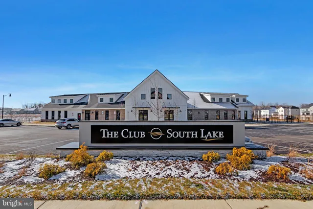 $650,000 | 603 Glenn Lk Drive, Bowie, MD 20716