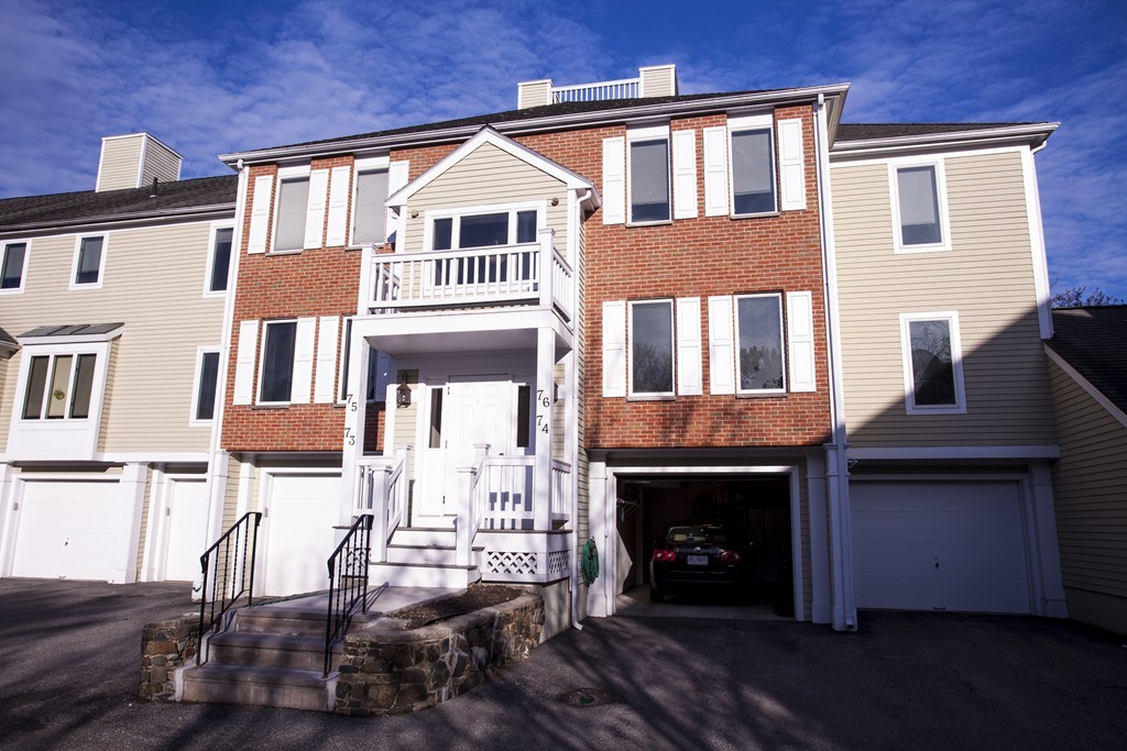 74 Abington Road, Unit 74 Danvers, MA 01923 - Photo 1 of 17 Gallery Image 1