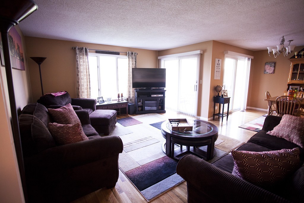 74 Abington Road, Unit 74 Danvers, MA 01923 - Photo 3 of 17 Gallery Image 3
