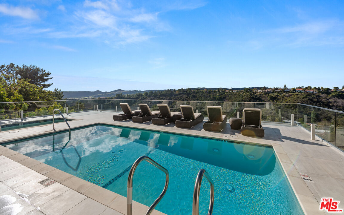 2391 Roscomare Road, Unit 401 Los Angeles, CA 90077 - Photo 21 of 22