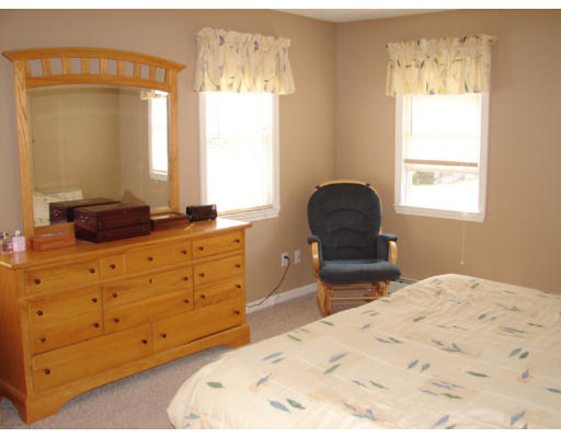 9 Hunters Lane Ashland, MA 01721 - Photo 12 of 26 Gallery Image 12