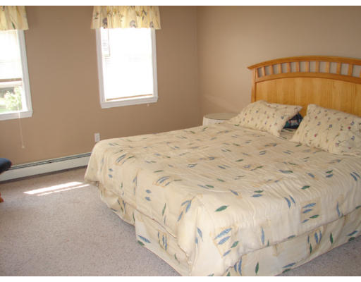 9 Hunters Lane Ashland, MA 01721 - Photo 13 of 26 Gallery Image 13