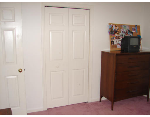 9 Hunters Lane Ashland, MA 01721 - Photo 15 of 26 Gallery Image 15