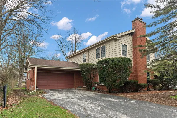 $339,900 | 809 Elm Street, Flossmoor, IL 60422