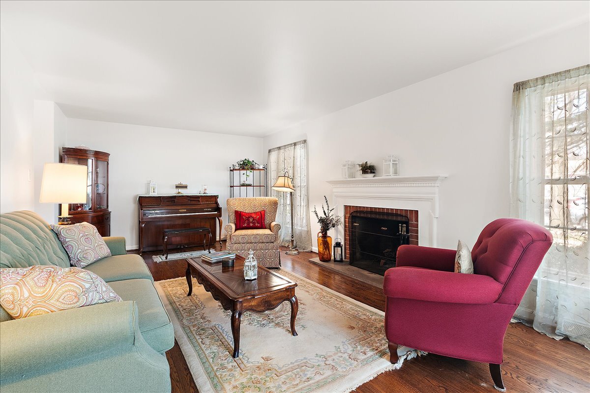 809 Elm Street Flossmoor, IL 60422 - Photo 4 of 23