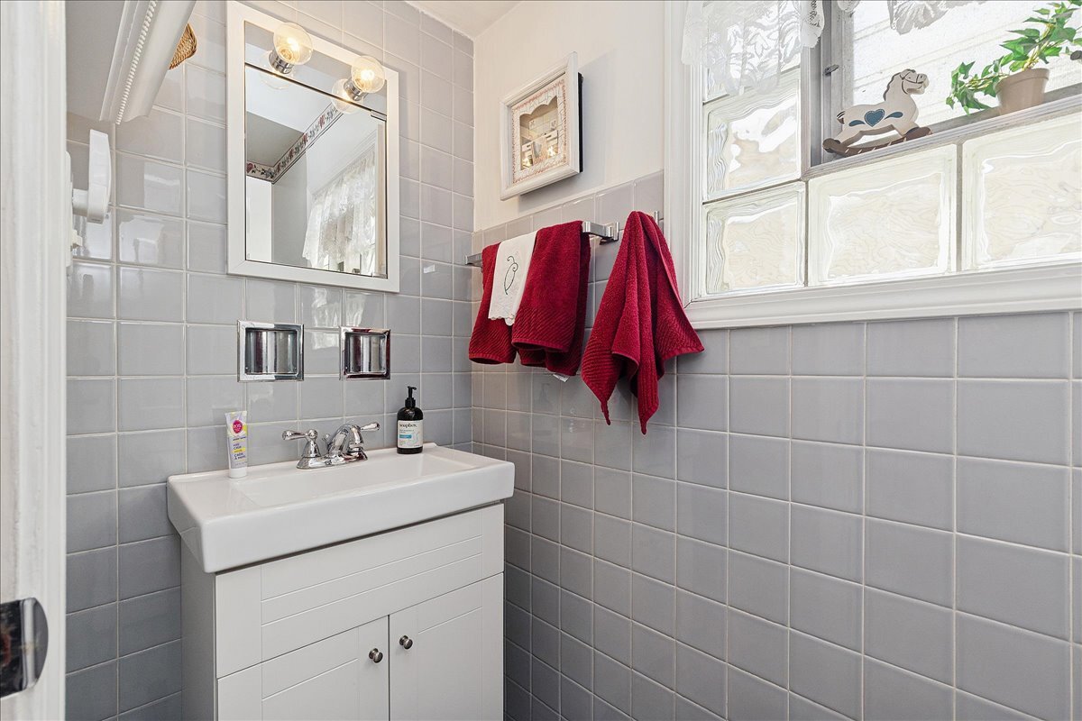 809 Elm Street Flossmoor, IL 60422 - Photo 10 of 23