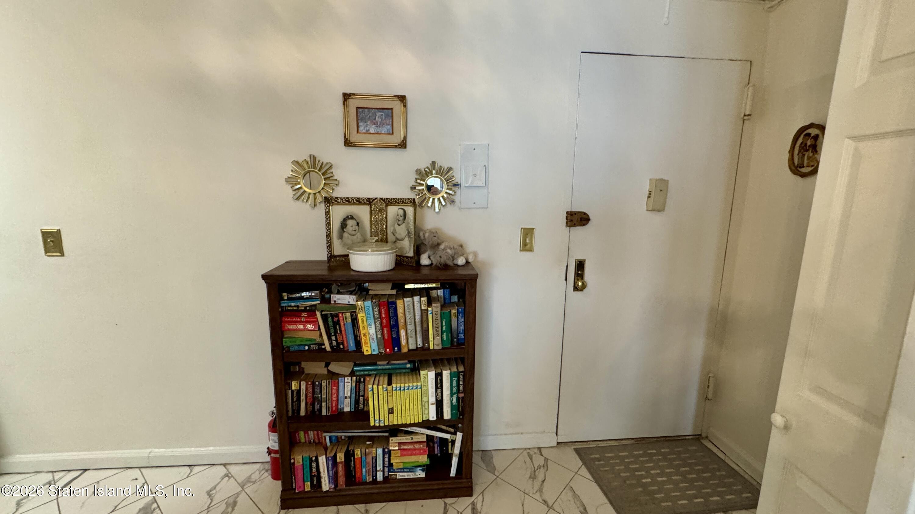 1100 Clove Road, Unit 2B Staten Island, NY 10301 - Photo 11 of 52 2b