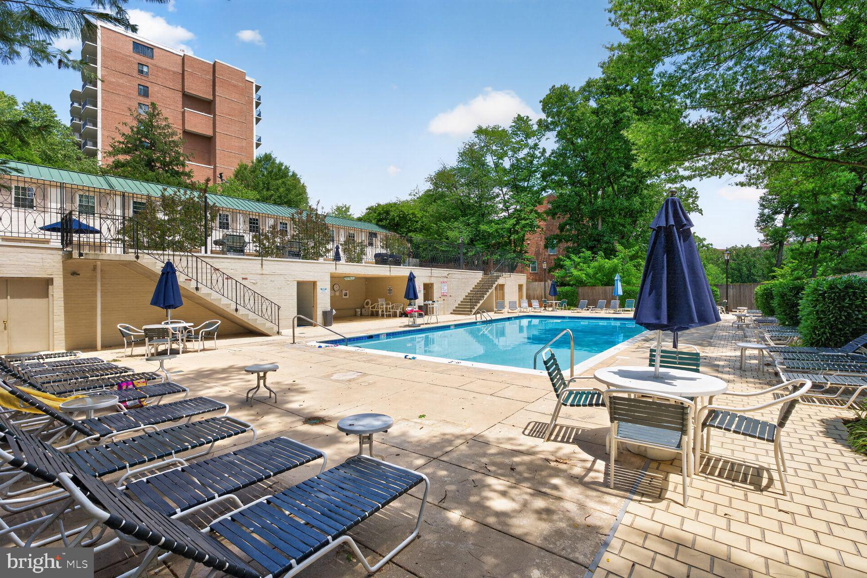 3271 Sutton Place Northwest, Unit D Washington, DC 20016 - Photo 23 of 28