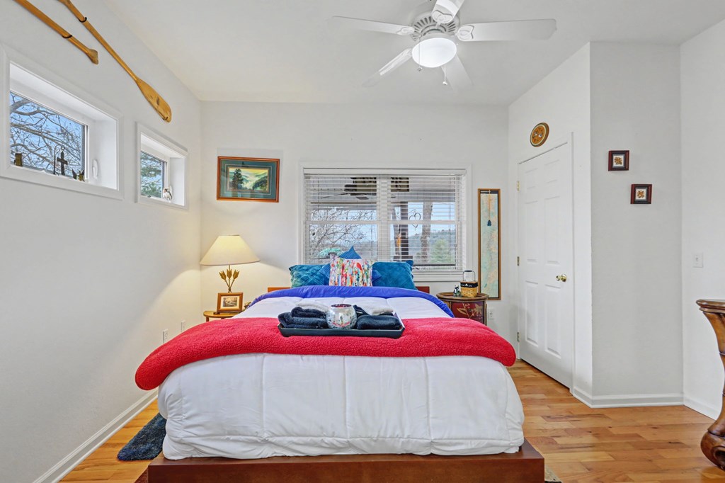 340 Country Mountain Ridge Drive Murphy, NC 28906 - Photo 57 of 73 a bedroom with a bed and a window
