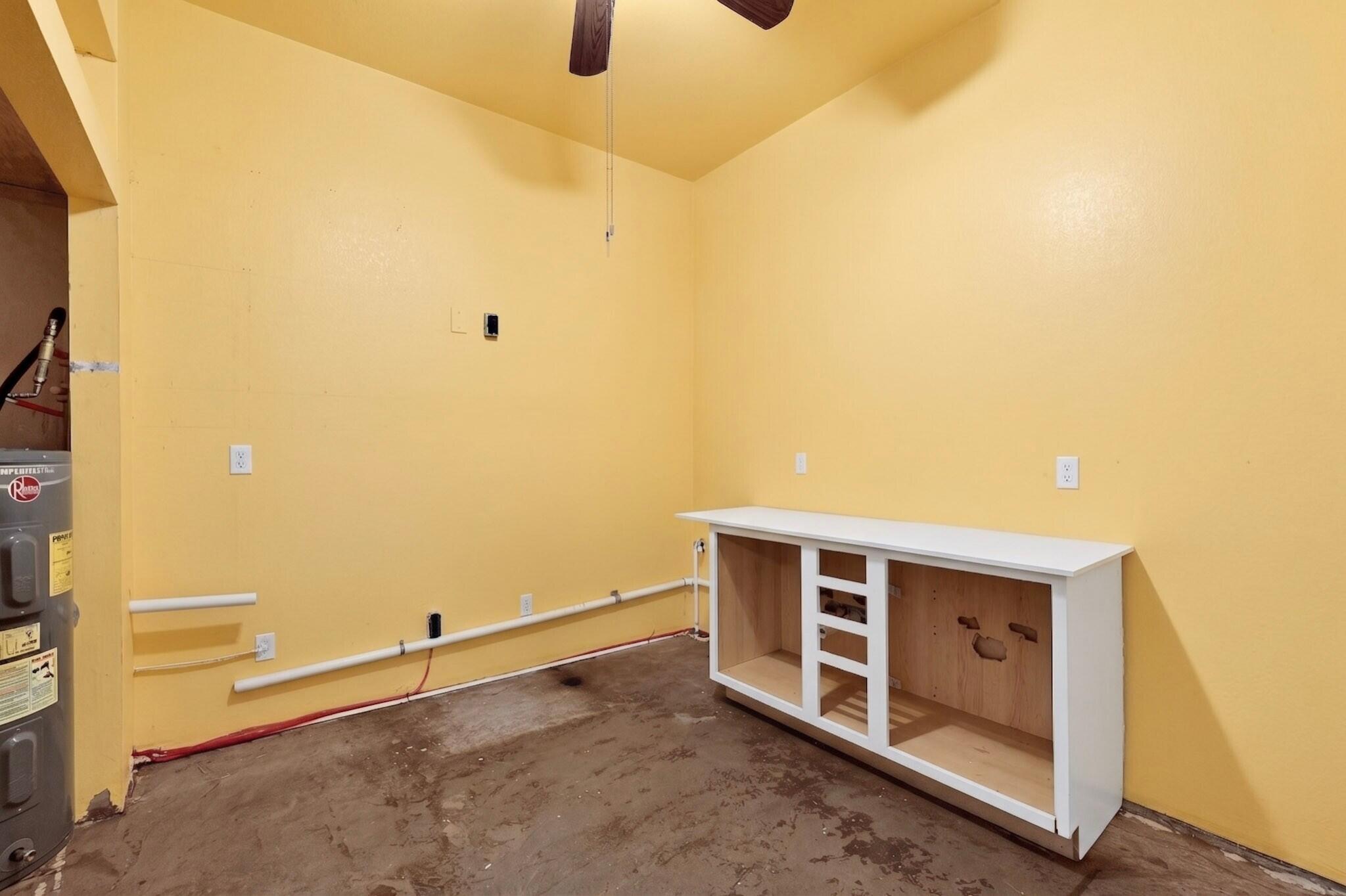 135 Reclining Acres Road Corrales, NM 87048 - Photo 45 of 69 Gallery Image 45
